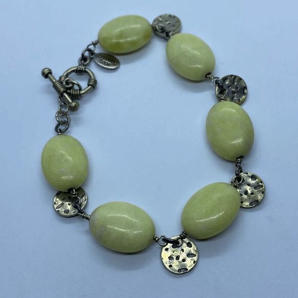 Sparkling Sage Yellow Stone & Sterling Silver Bracelet w/ Toggle Clasp - Picture 4 of 6
